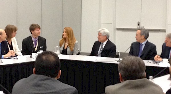 Mr. Zuercher-Martinson (third from left) discussing Solectria Renewables’ SMARTGRID technologies with Dr. Chu, Secretary of the DOE