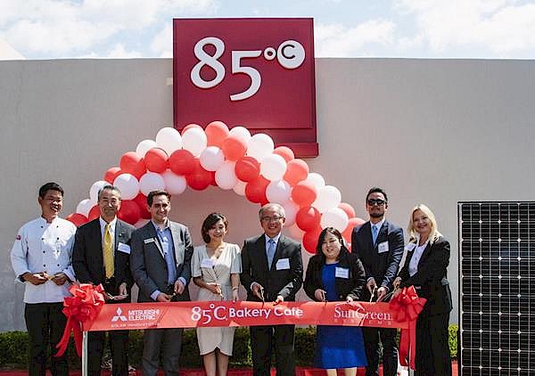 (Left to right) 85°C Bakery Cafe Director of Production Sean Yang, Mitsubishi Electric president and CEO Kent Hora, Sebastian Calderon of the Office of Senator Josh Newman, 85°C Bakery Cafe Director of Marketing Emily Hu, Deputy Director General Jaime Chen of Taipei Economic & Cultural Office in Los Angeles, Linette Choi of the Office of Assemblyman Phillip Chen, SunGreen Systems co-founder Rick Hsu, Charlene Langland of Yaskawa – Solectria Solar cut the ceremonial ribbon in Brea, CA.